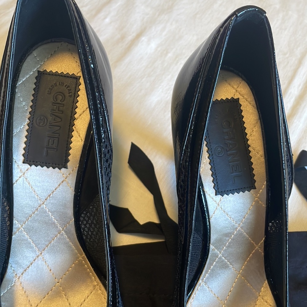 Chanel Pumps - Picture 5 of 15